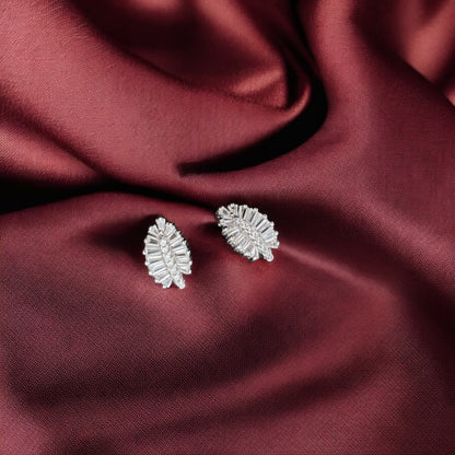 Botaniq – Minimal Leafy 925 Silver Studs