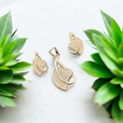 Symphony of heart Pendant Set