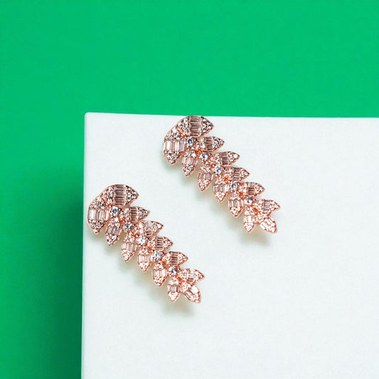 Cluster of petals Rose gold earring