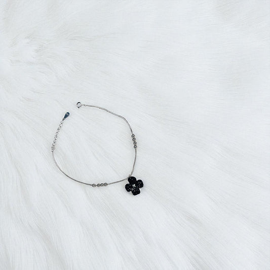 Dual shade Flower sleek bracelet
