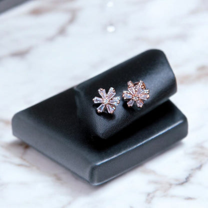 Blooming minimal Silver Earring