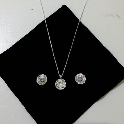 Elegant Emerald Silver pendant set