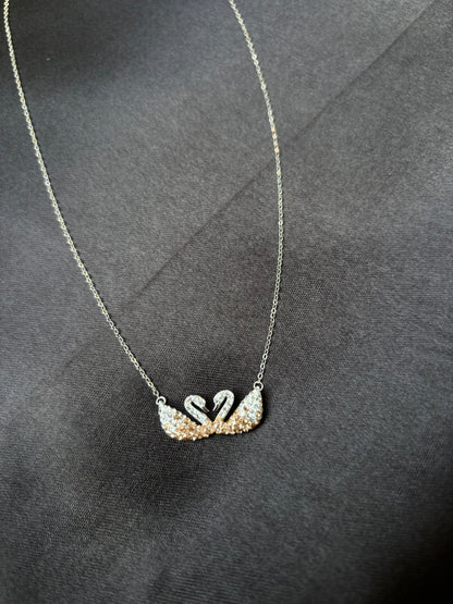 First date Swan Silver chain set