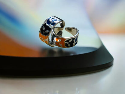 Floral graffiti enamel toe ring