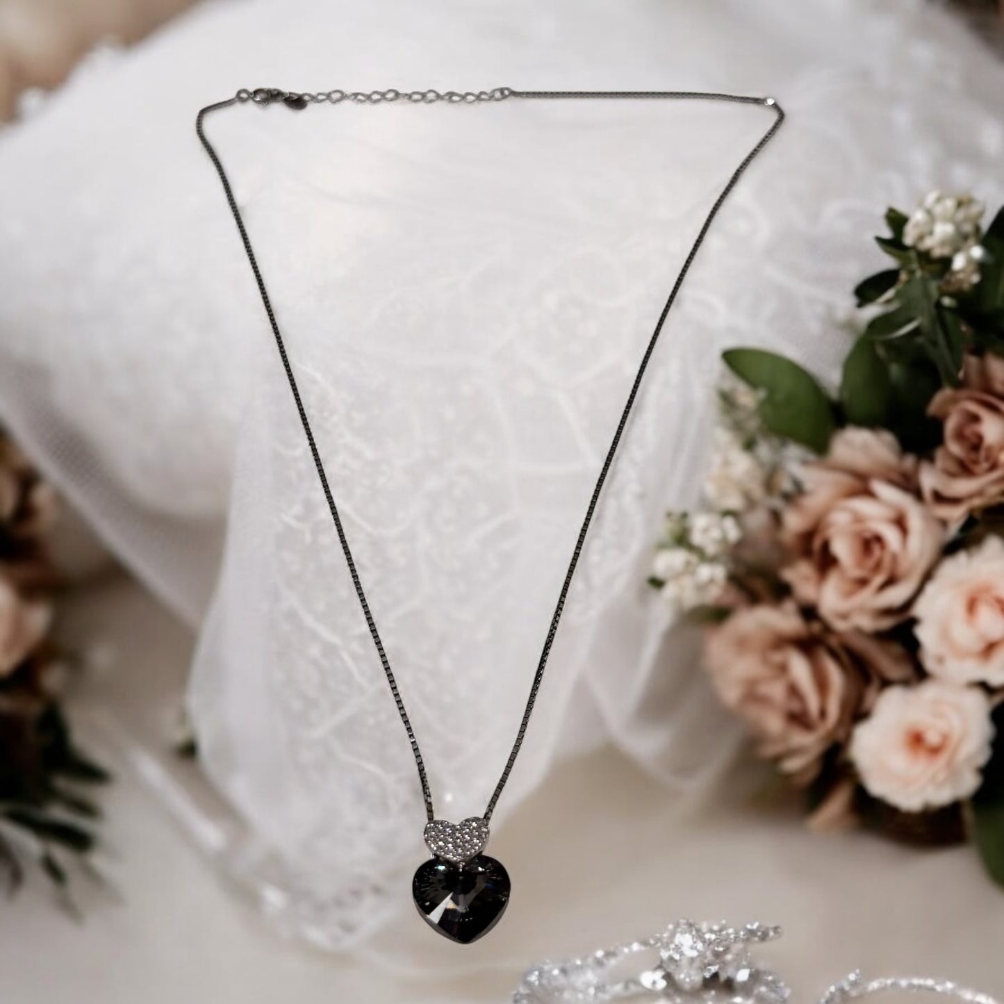 Heart shape swarovski crystal silver pendant chain