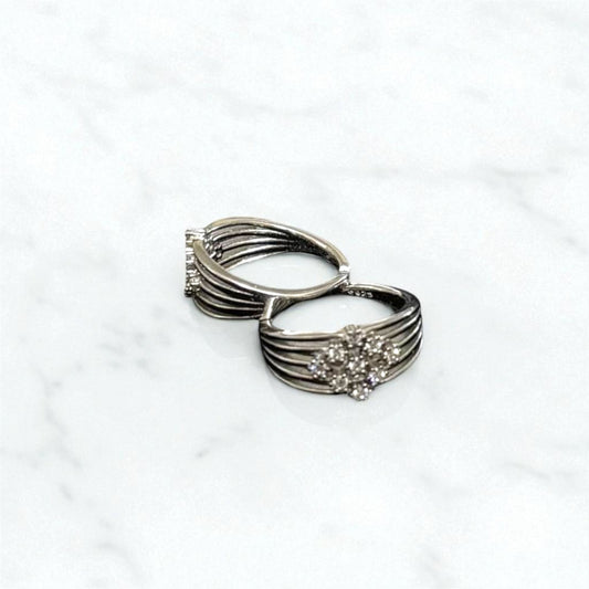 Diamond accent gathered Toe ring
