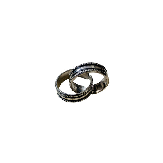 Oxidised stripped Toe ring