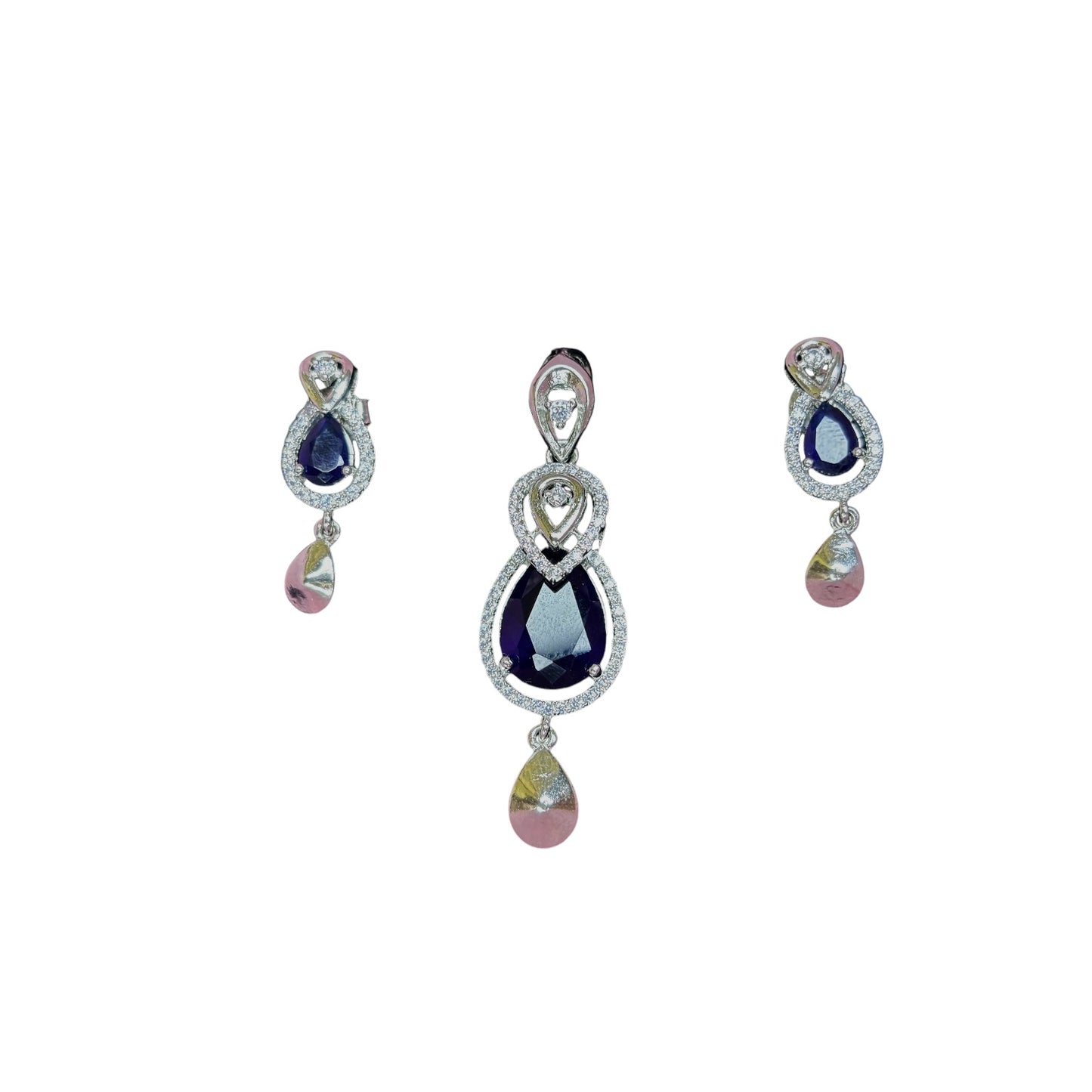 Classic drop sapphire pendant set