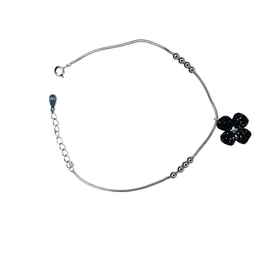 Dual shade Flower sleek bracelet