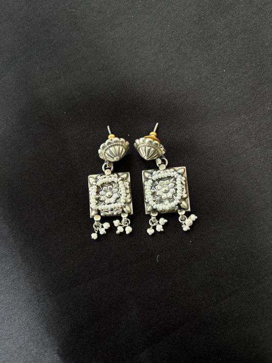 Pearl oxidised drop 925 Earrings