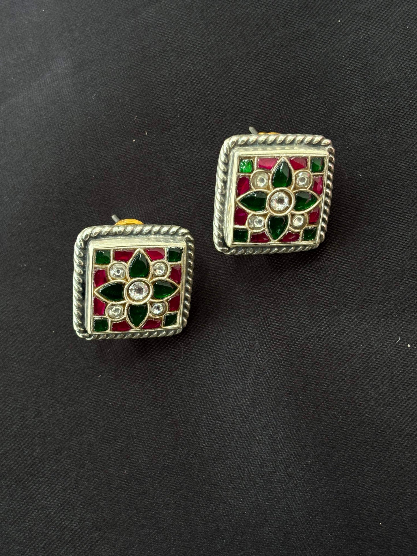 Multistone oxidised 925 Silver studs