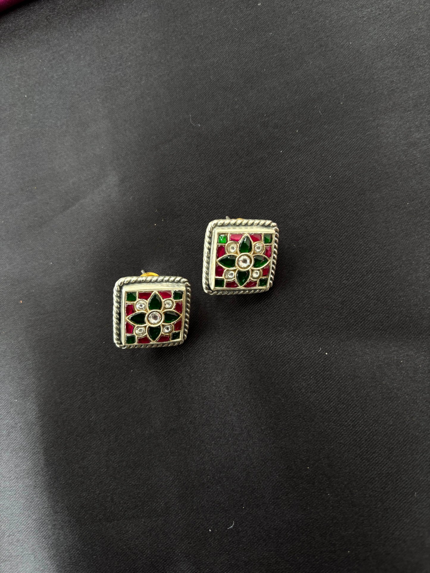 Multistone oxidised 925 Silver studs