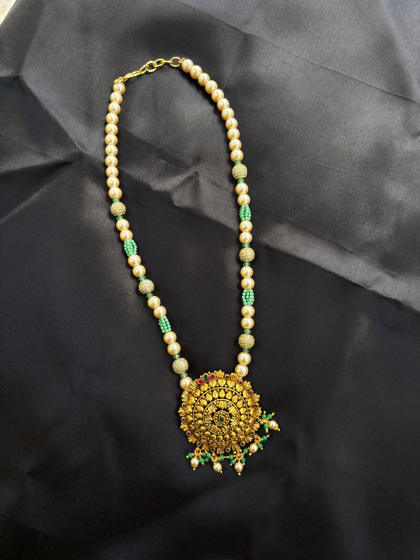 Royal silver temple jewelery set