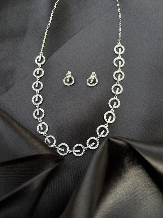 Minimal Sparkling Silver Necklace set
