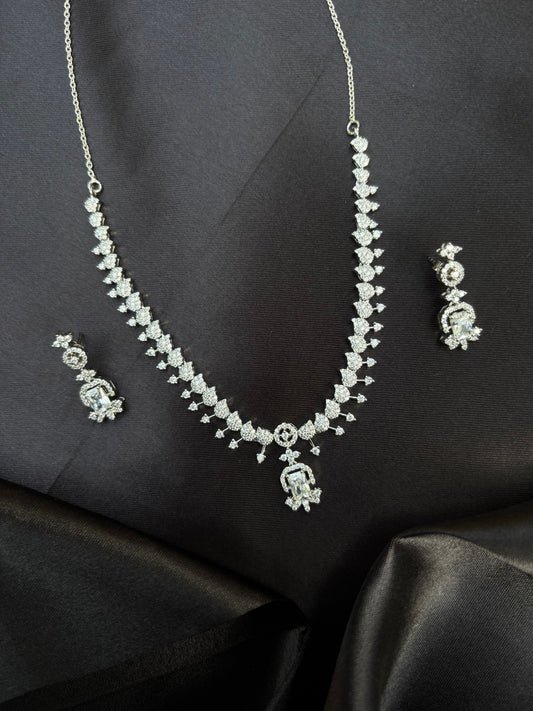 Sparkling Silver Necklace Set