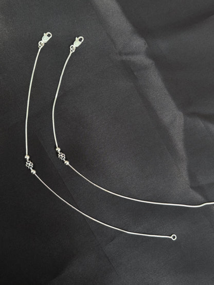 Interlink minimal oxidised 925 anklet