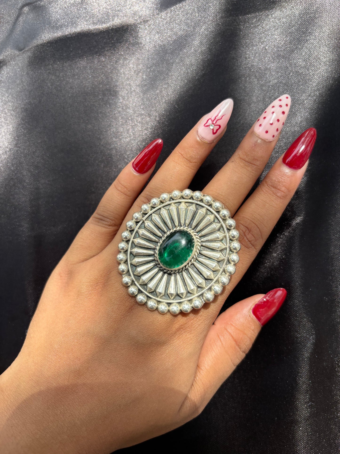 Oxidised Emerald Adjustable 925 cocktail RIng