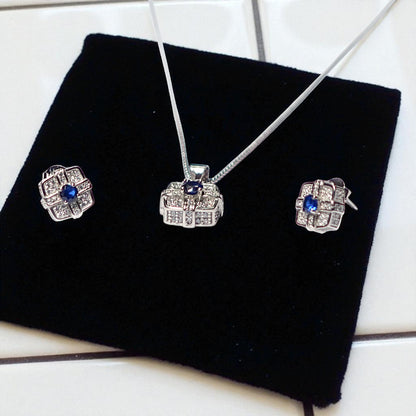 Radiant square pendant set