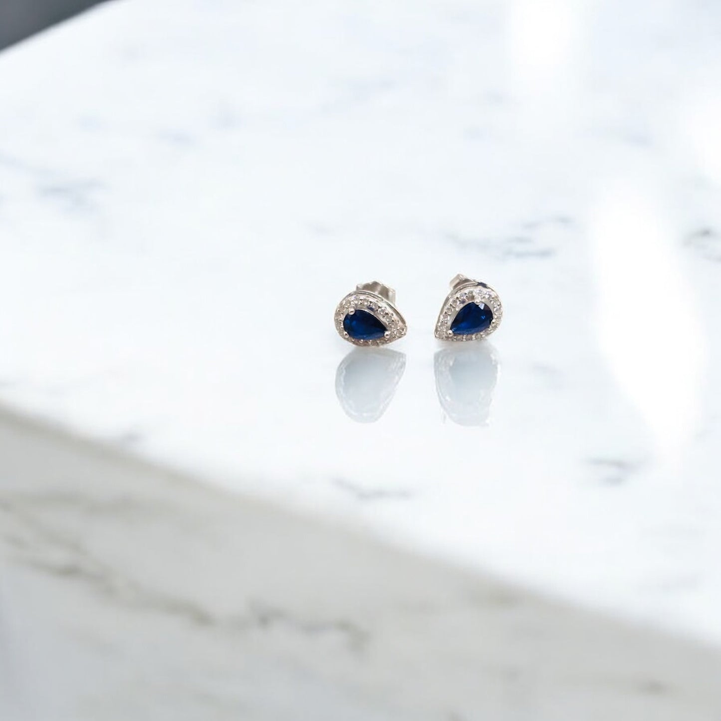 Sapphire Tear Drop 925 pendant set