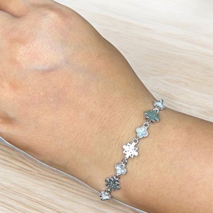 Sparkling Blue row of stars Silver Bracelet