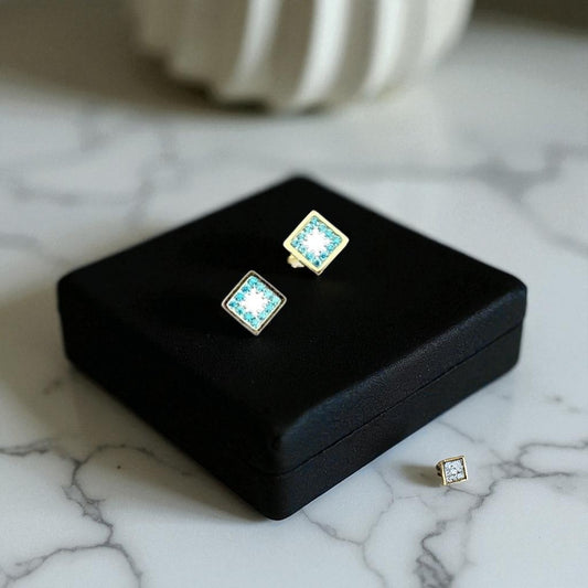 Sparkling square minimal Silver earring