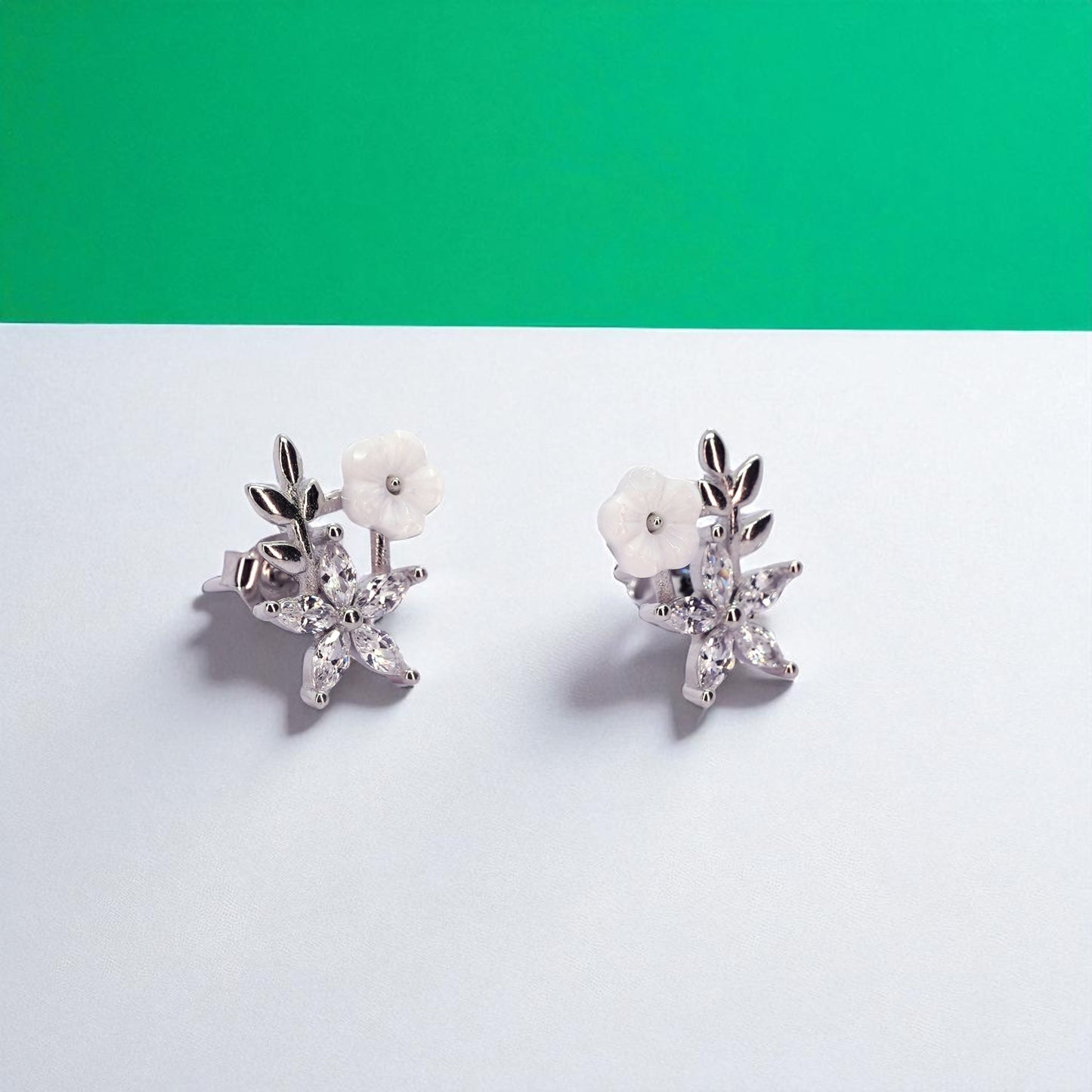Star-Flower Sterling Silver Minimalist Earring