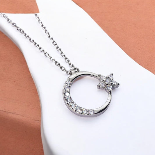 Star in moon sterling silver with chain