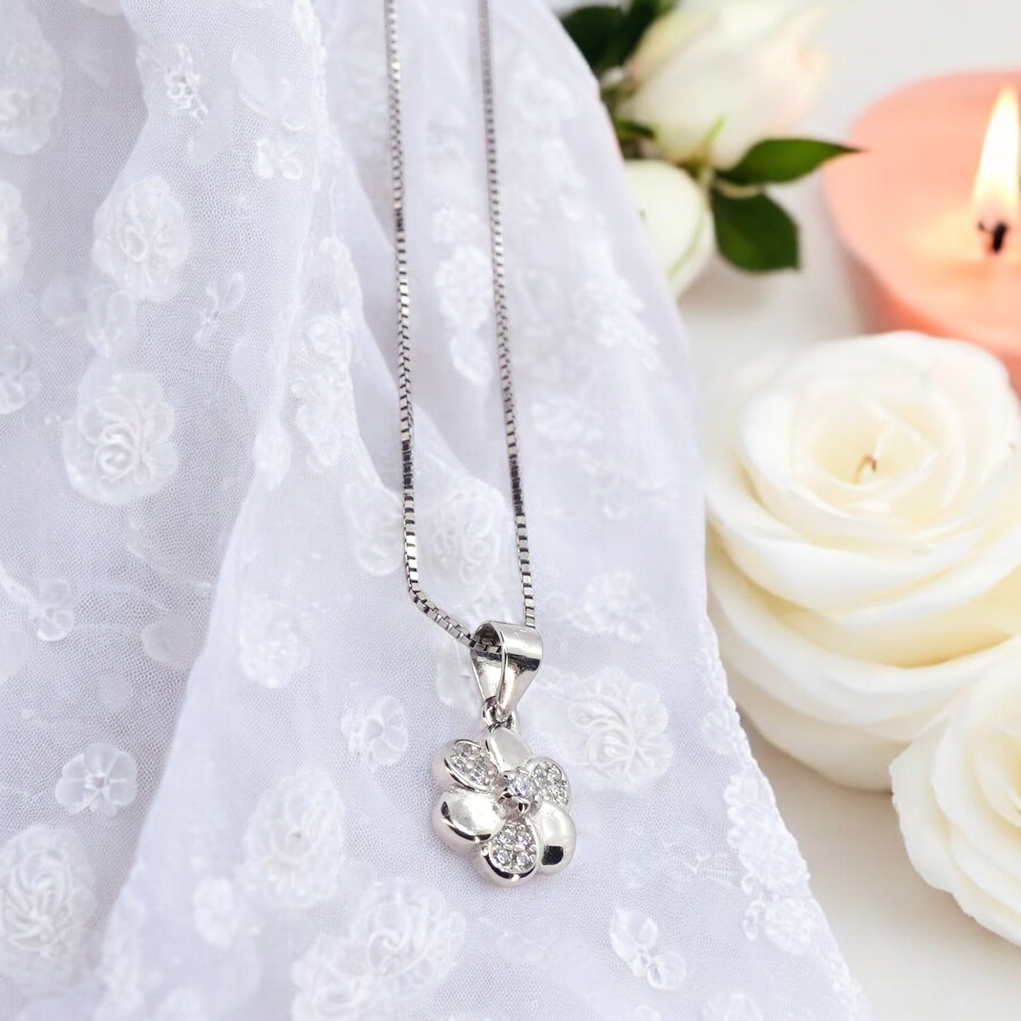 Sterling Silver Floral pendant with chain
