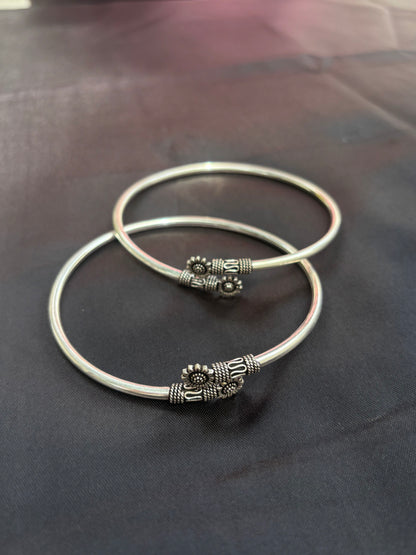 Sunflower Engraved 925 Silver Kada Anklet