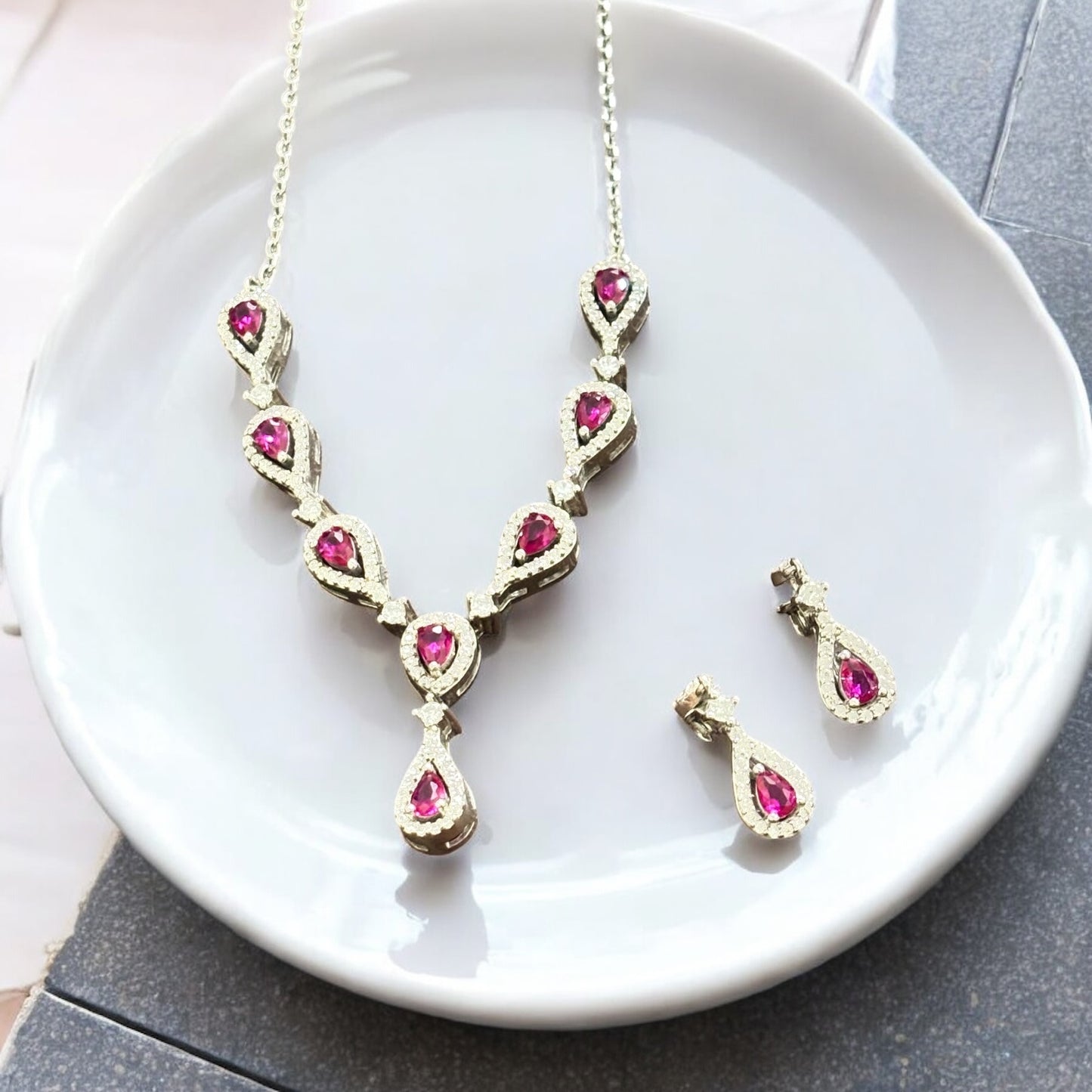 Tear drop Ruby Necklace Set