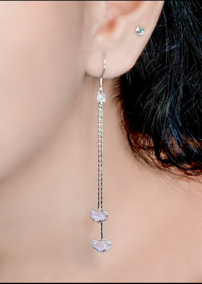 The dangling 925 silver Meow Earrings