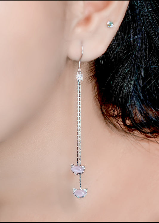 The dangling 925 silver Meow Earrings